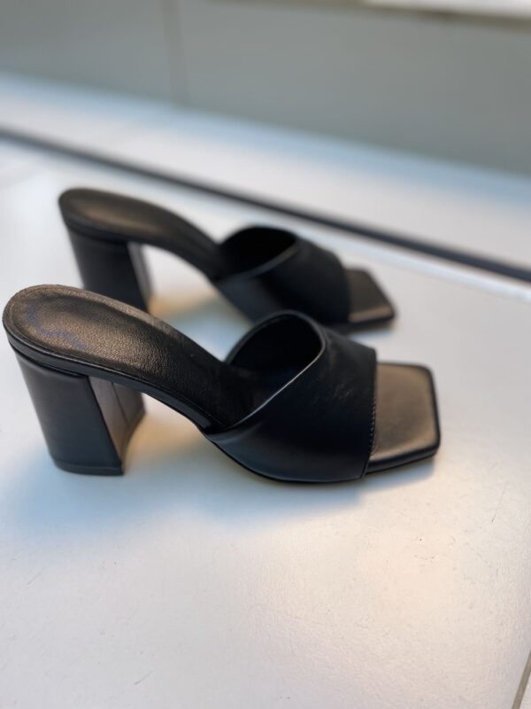 Шльопанці жіночі Ш-Амина, чорні, літо, шкіра натуральна (4878)
