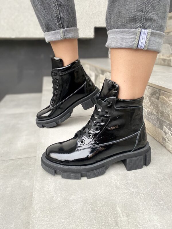 Черевики жіночі БК-16 /1263, чорні, весна-осінь, шкіра лакована (4183)